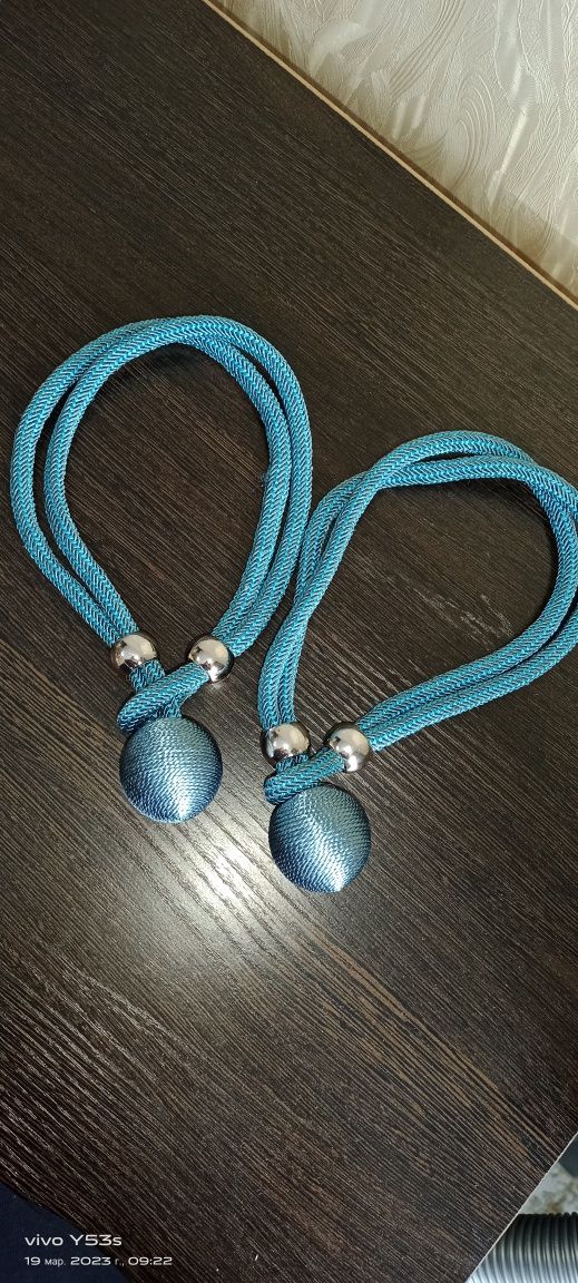 Продам Держатели для штор
