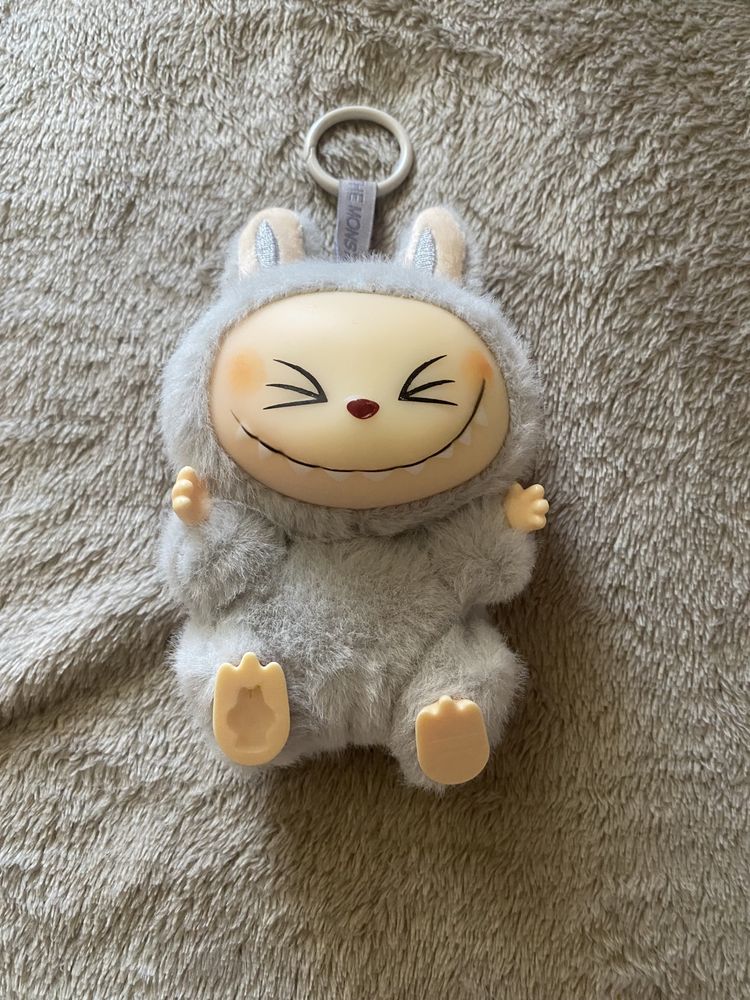 Продам игрушку- лабубу,новая но без коробки