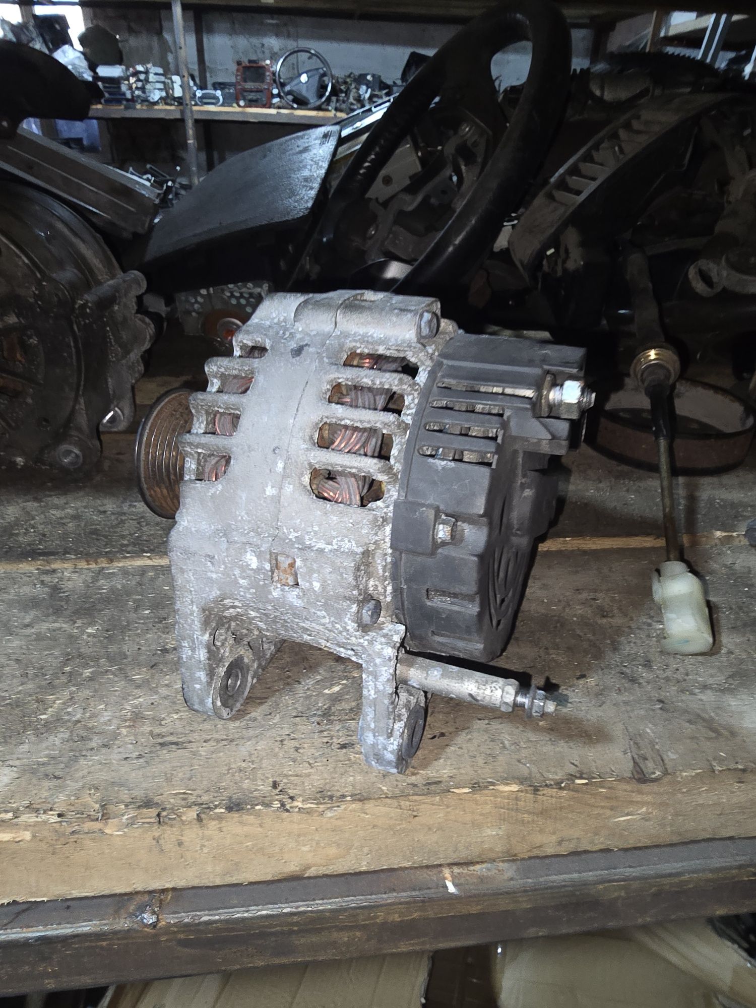 Генератор Ауди а4 Пассат б5 audi a4 passat B5 Volkswagen AKL