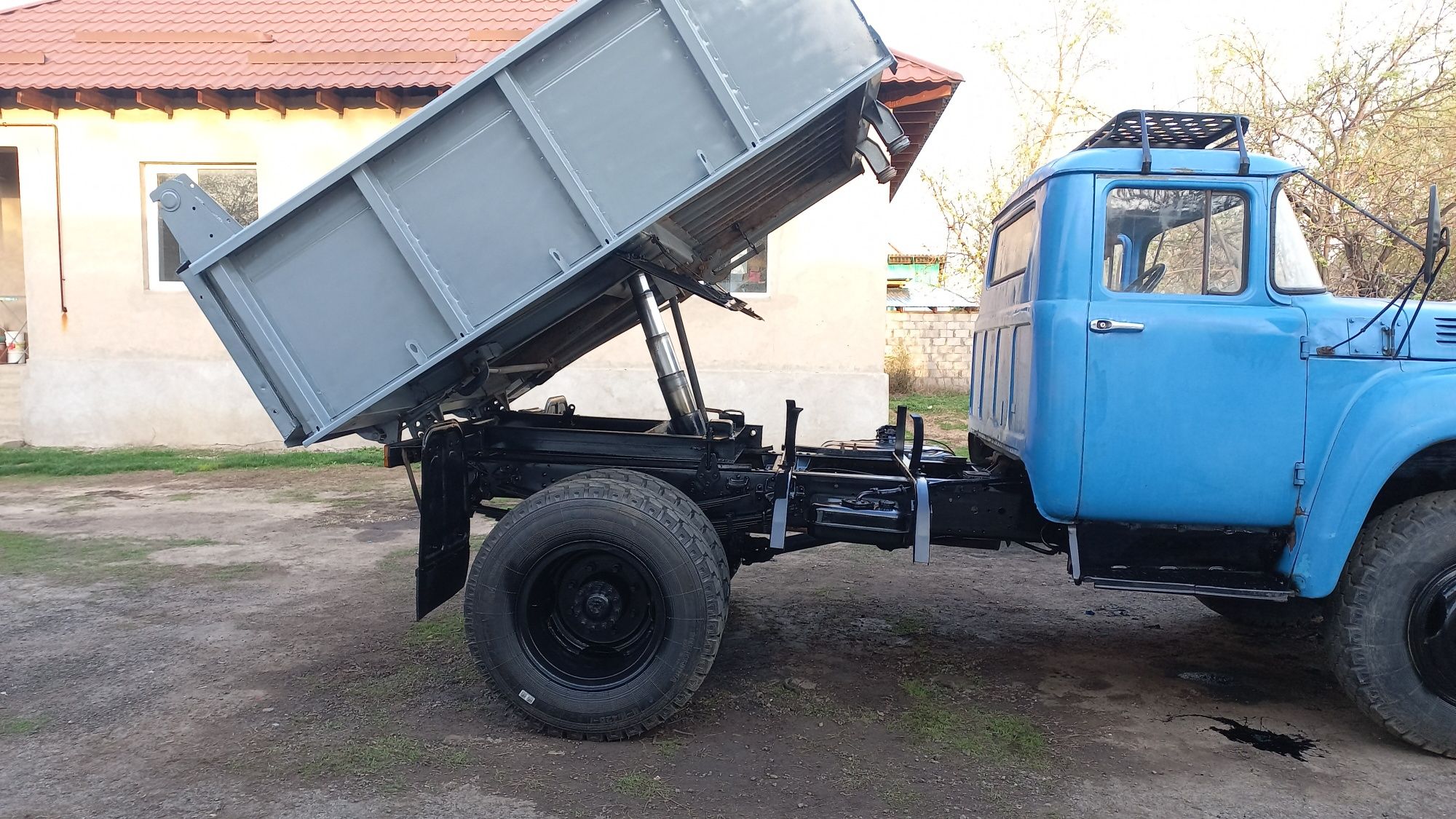 Продам ЗиЛ 130 самосвал