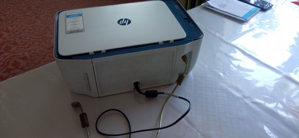 Цветной Принтер HP, сканер, ксерокс три в одном