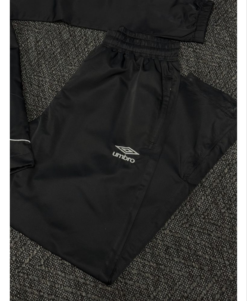 Спортивный костюм UMBRO