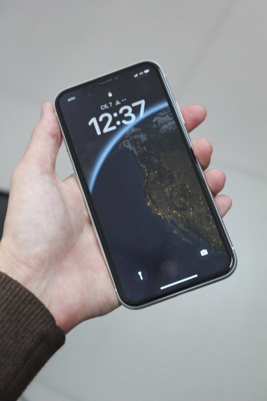 Продам iPhone XR 64gb айфон хр