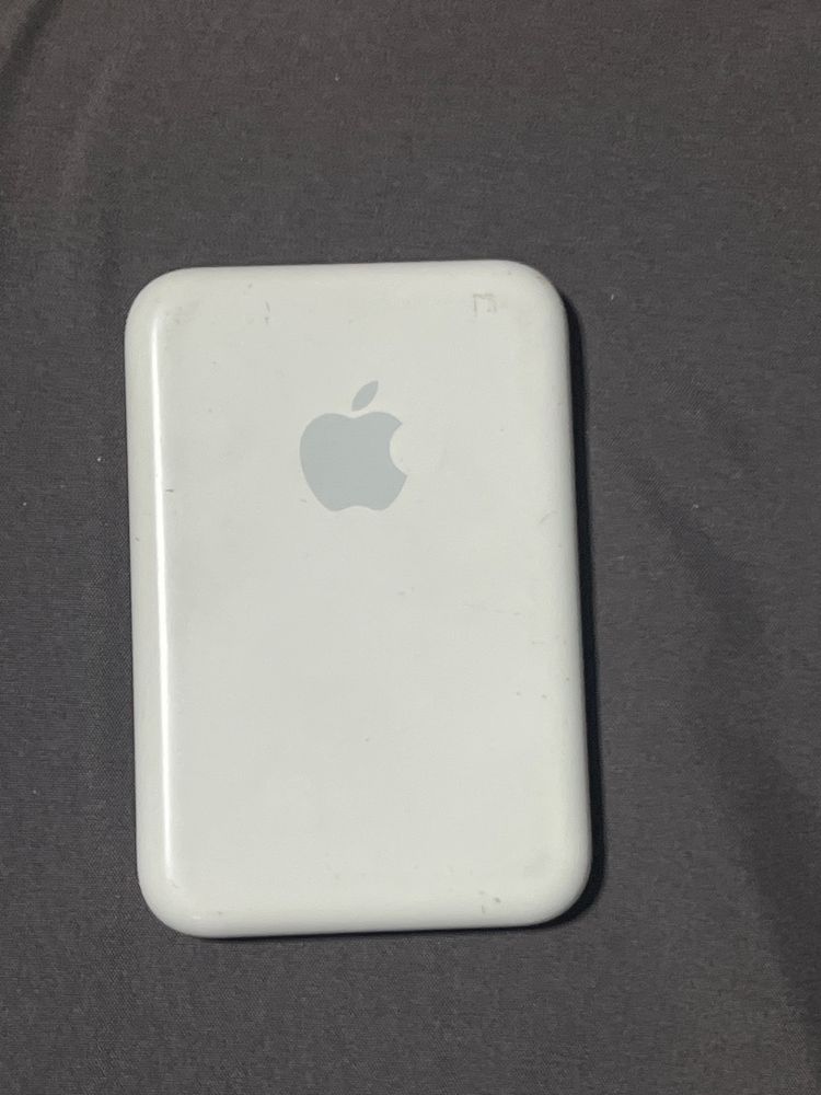 Apple MagSafe Battery Pack оригинал