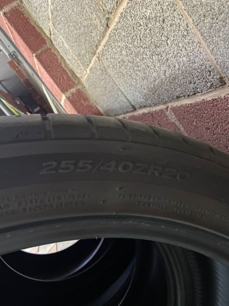 Продам резины R20 разноширокие