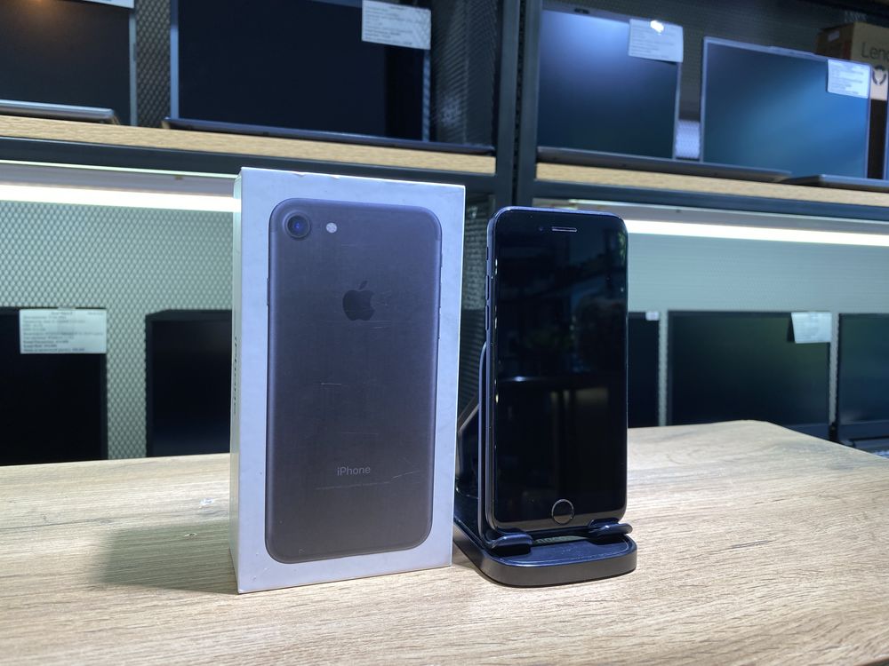 iPhone 7, 32 GB, АКБ73%, черный, 10444/А10