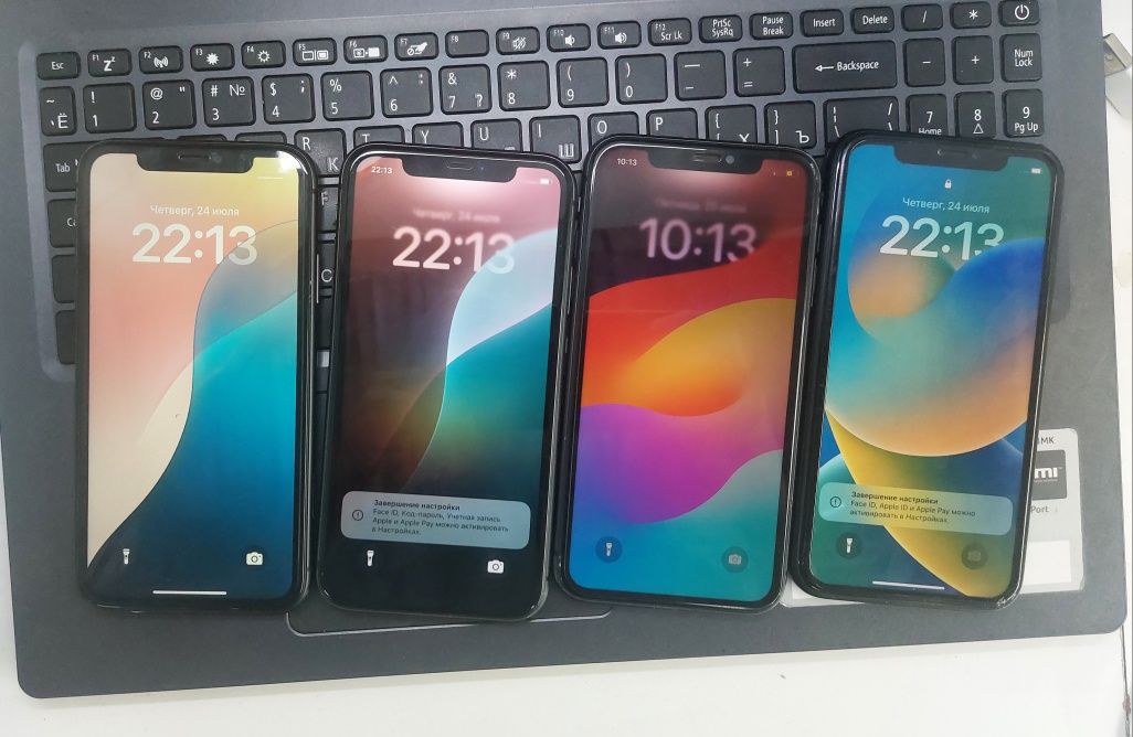iPhone 11 64gb/ iPhone XR 64gb