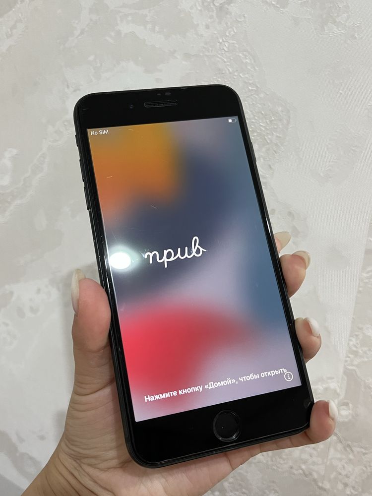 Iphone 8 plus продам