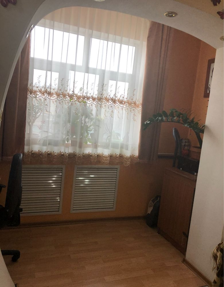 Продам квартиру 105 серии 2 х ком