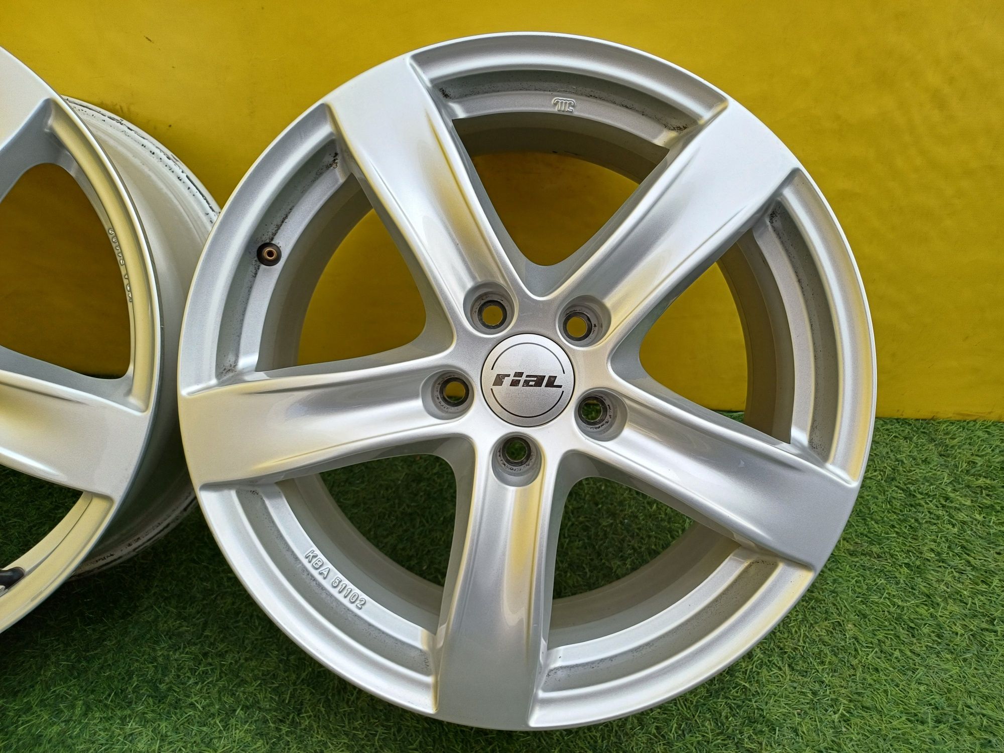 Диски R17 5×108 на Ford и другие.