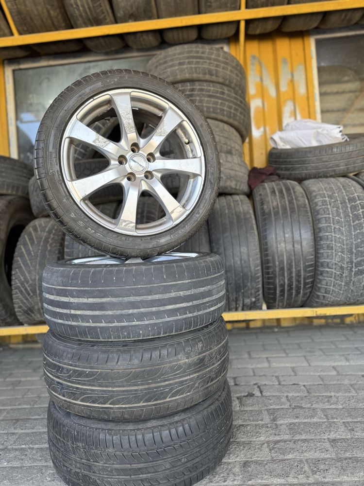 Продам диск на 17 размер Субару Ауди Авенсис