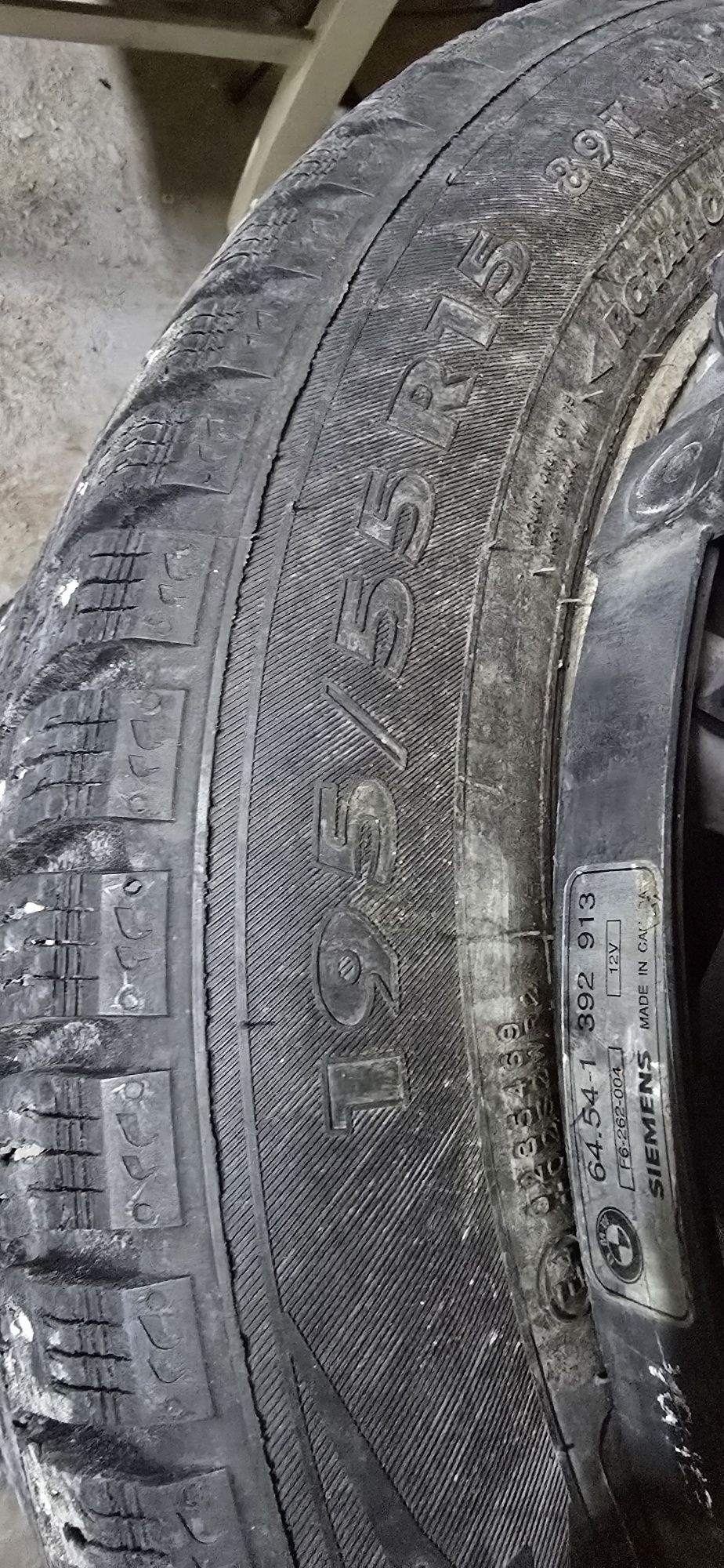 Продам шины резину 4шт 195/55/15 нокия
