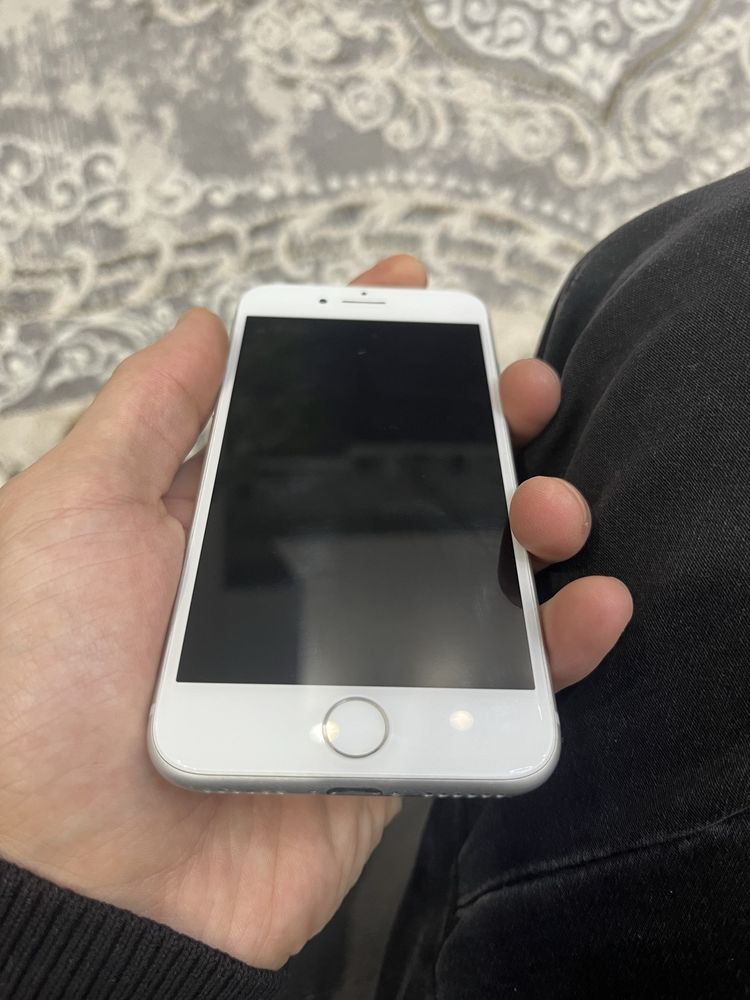 Iphone 8 в хорошем состоянии