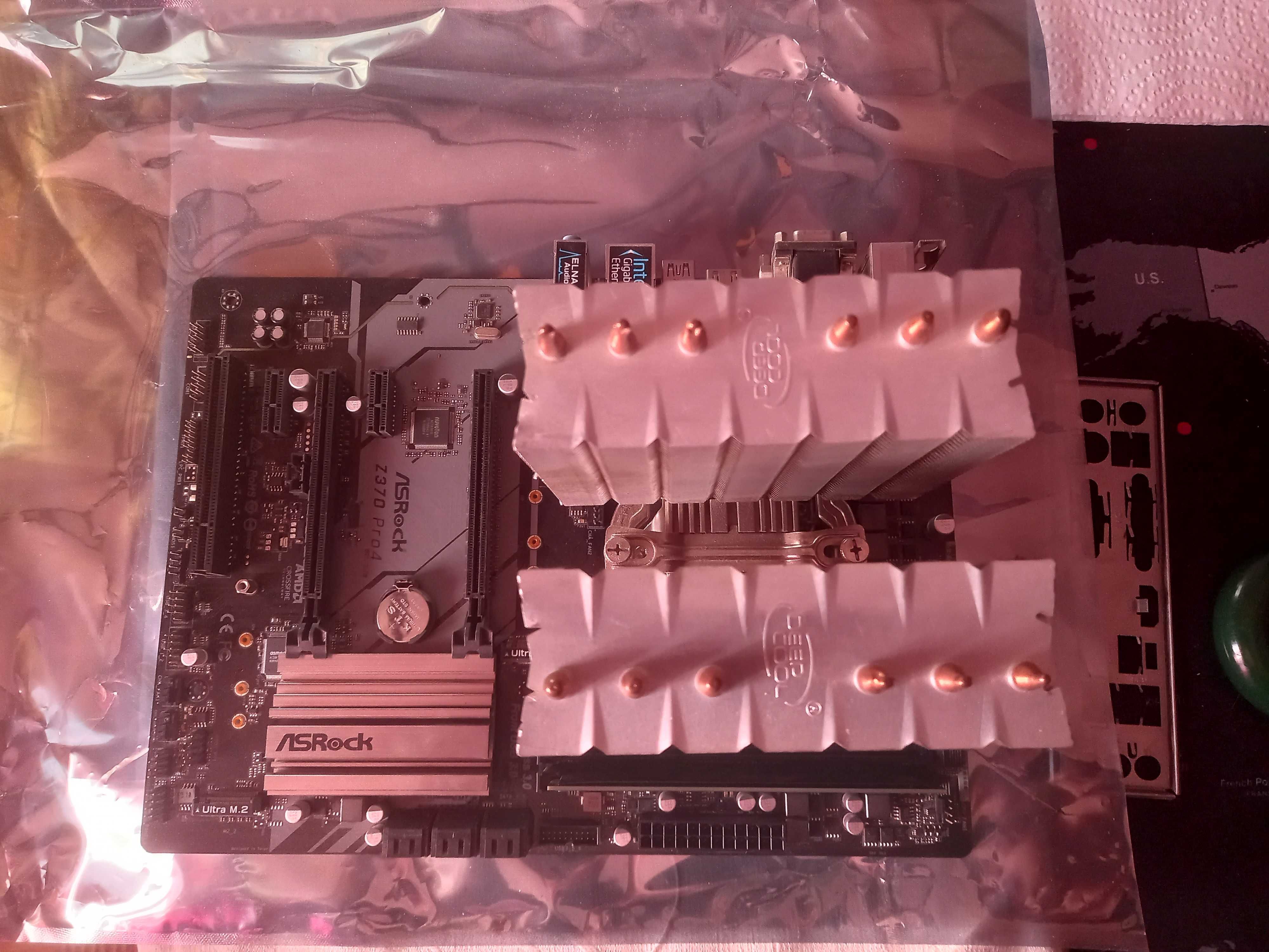Процессор Intel i7-8700K оперативка DDR4 3000мгц 16gb материнка Asrock
