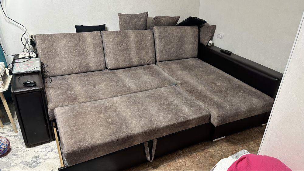Продам диван б/у в хорошем состоянии