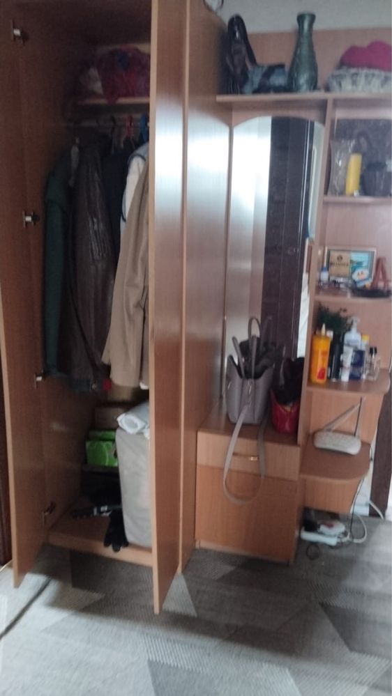 Прихожая срочно