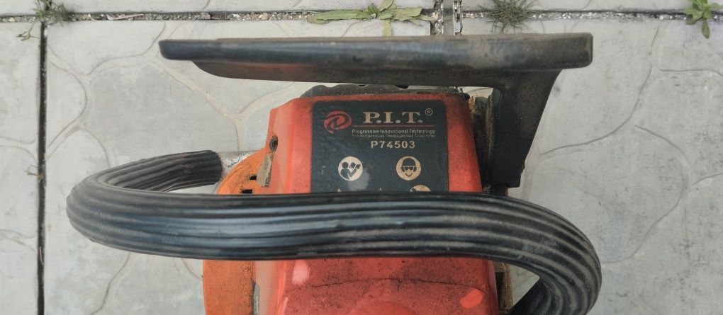 Бензопила фирмы Pit