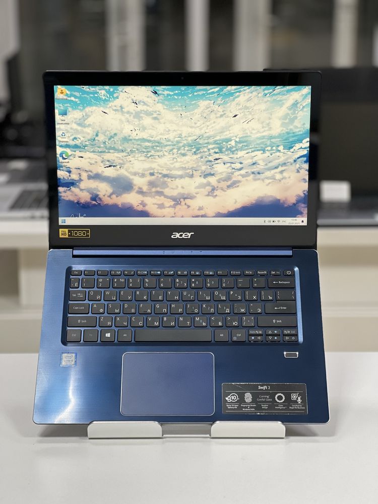 Acer SWIFT | Core i3-7130U | ОЗУ 4Gb | SSD 256Gb