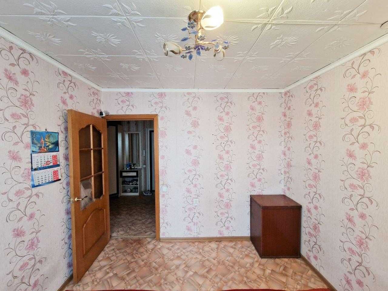 Продам 3-х комнатную квартиру на 4 мкр