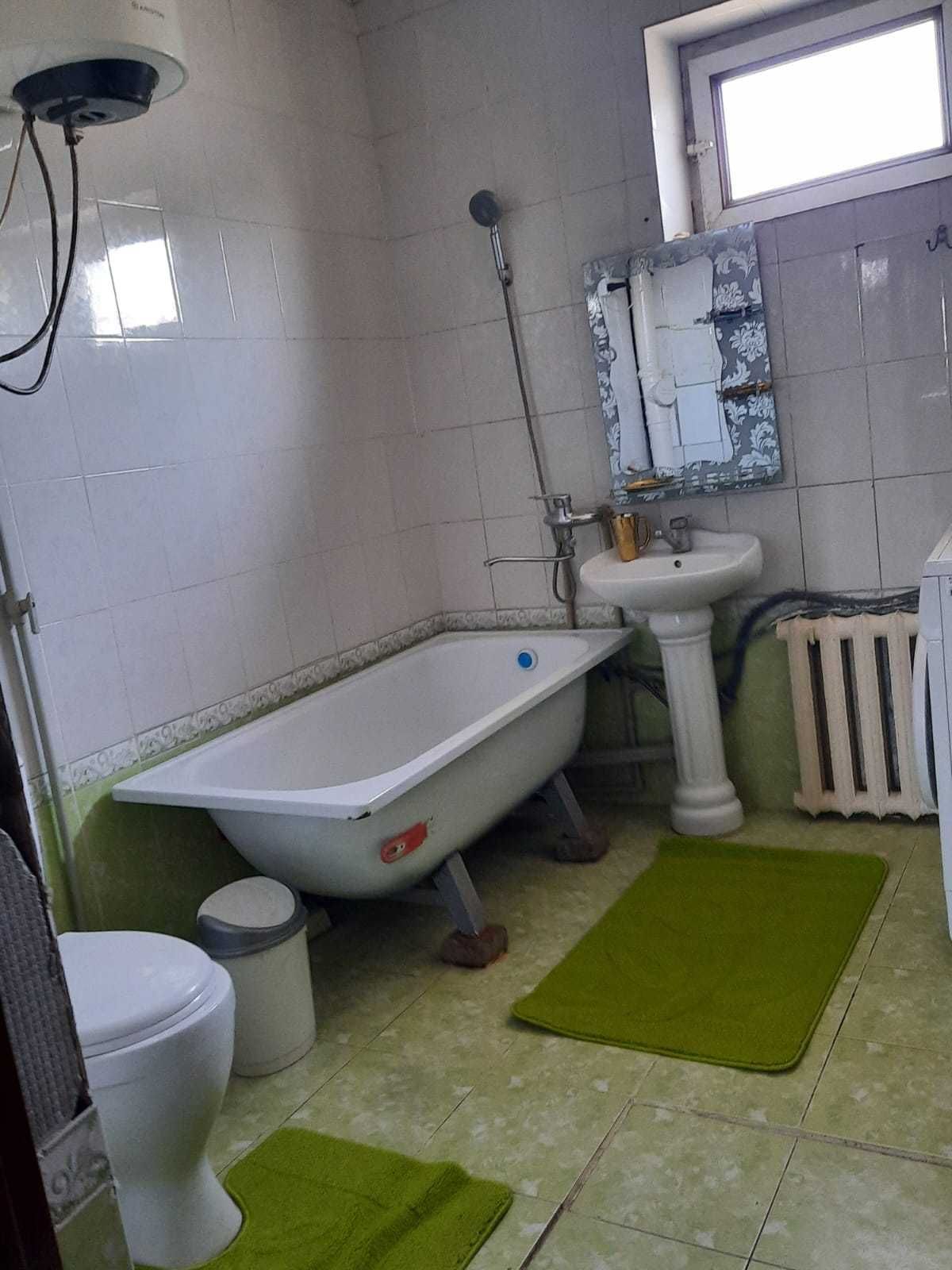 Жақсы жағдайдағы 2 бөлмелі пәтер сатылады