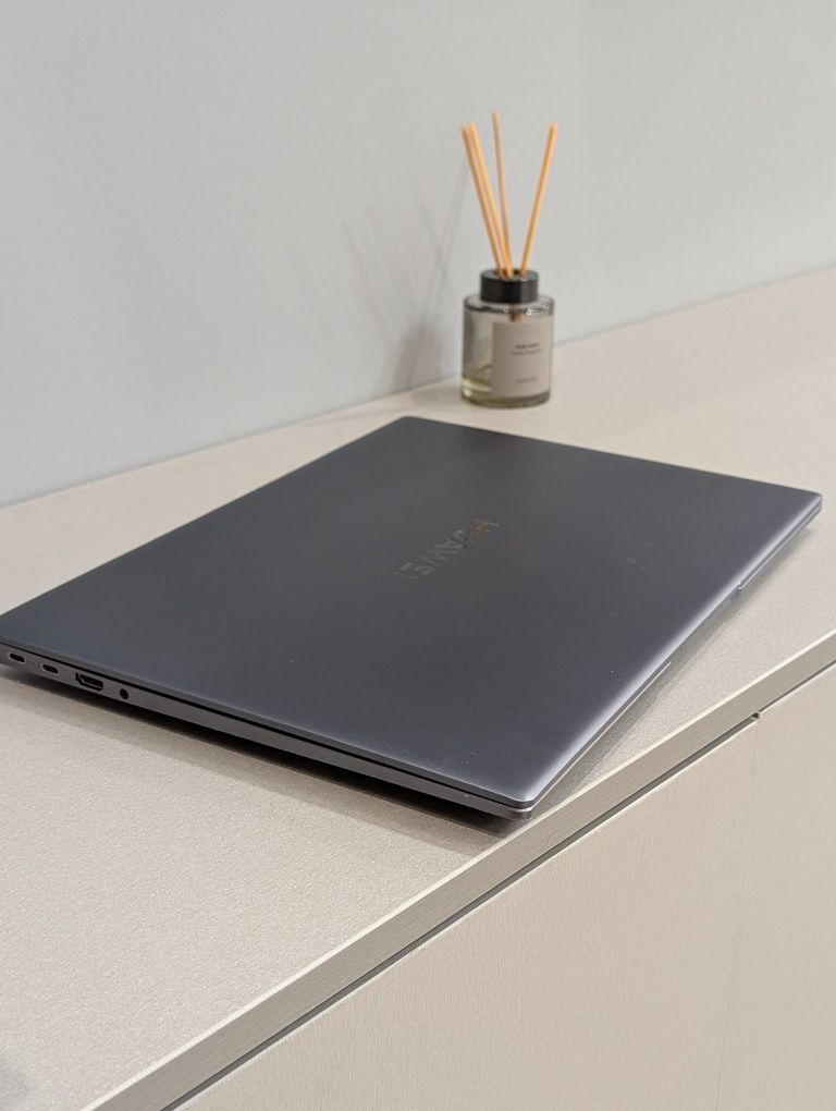 HUAWEI MateBook 16S (2023), i9-13900H, 32 ГБ/1 ТБ, как новый