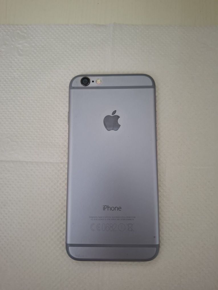 Продам iPhone  6