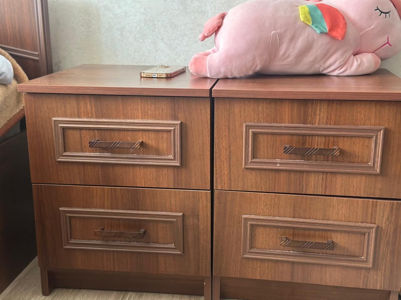 Продам спальный гарнитур
