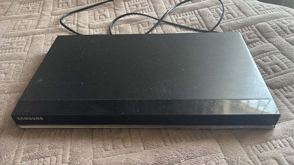 Продам DVD samsung