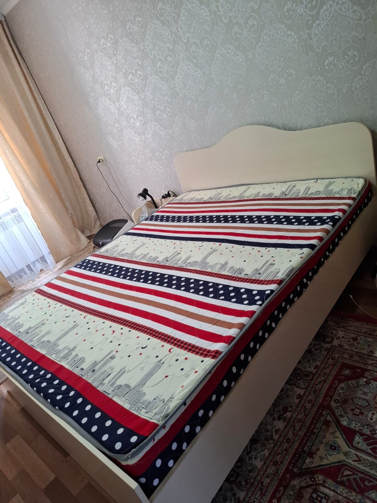 Продам спальный гарнитур в отличном состоянии