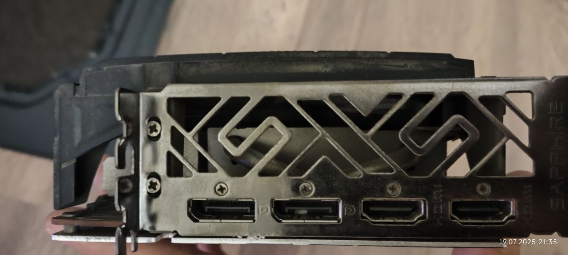 Видеокарта SAPPHIRE NITRO+ RX 5700 XT
