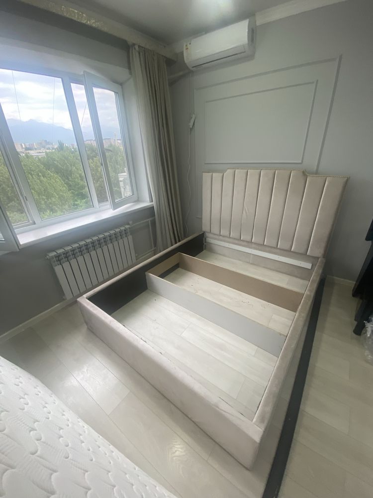 Продам БУ Кровать (почти как новая) Без матраса