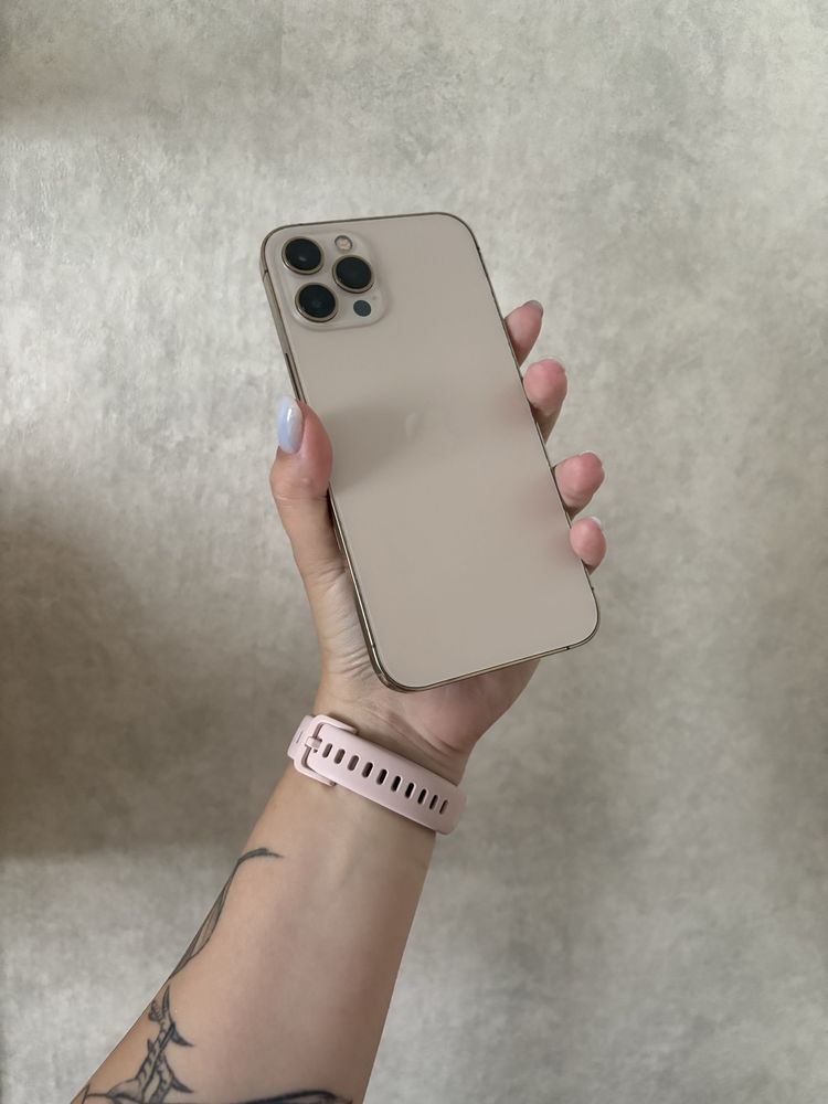 Продам iphone 12 pro max