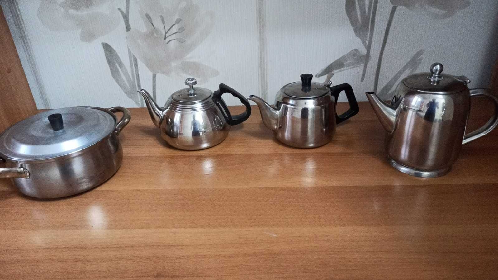 Кастрюля и чайники из нержавейки
