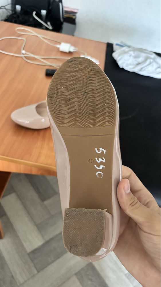 Продам туфли женские