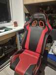Продам игровое кресло DX Racer