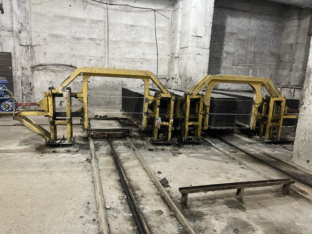 Цех газоблока. В рабочем состоянии со всеми необходимым станками.