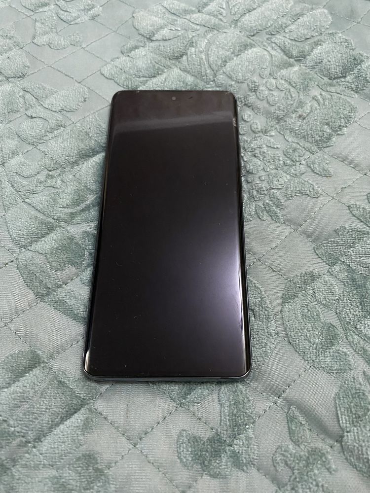 Oppo reno. 11.  5G