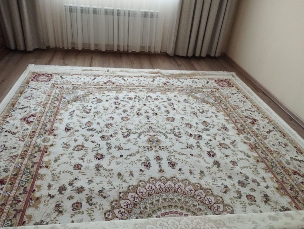 Продам ковер с размером 3*5