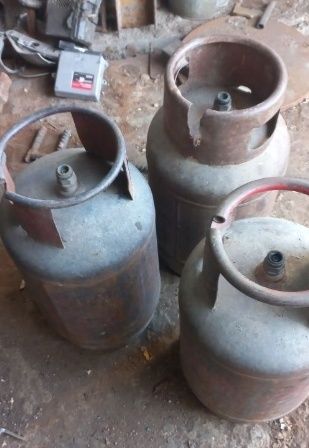 Продам газ балоны