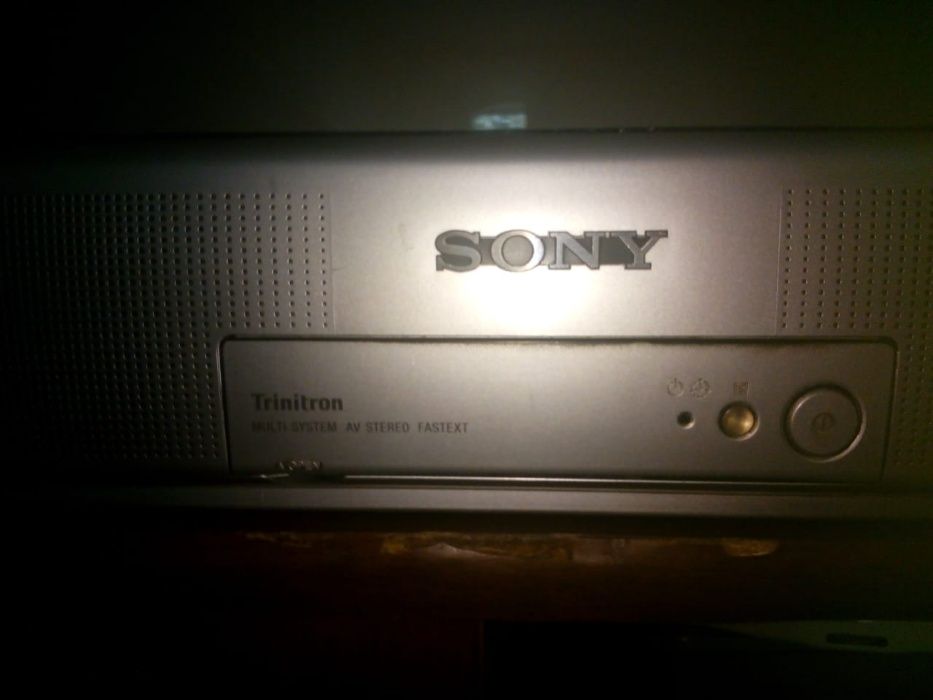 телевизор SONY Trinitron диагональ 67 в Алматы-15000т