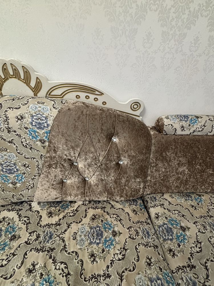 Продаем диван бу