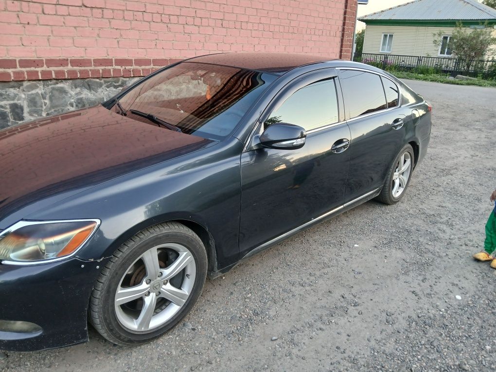 Продам lexus gs300