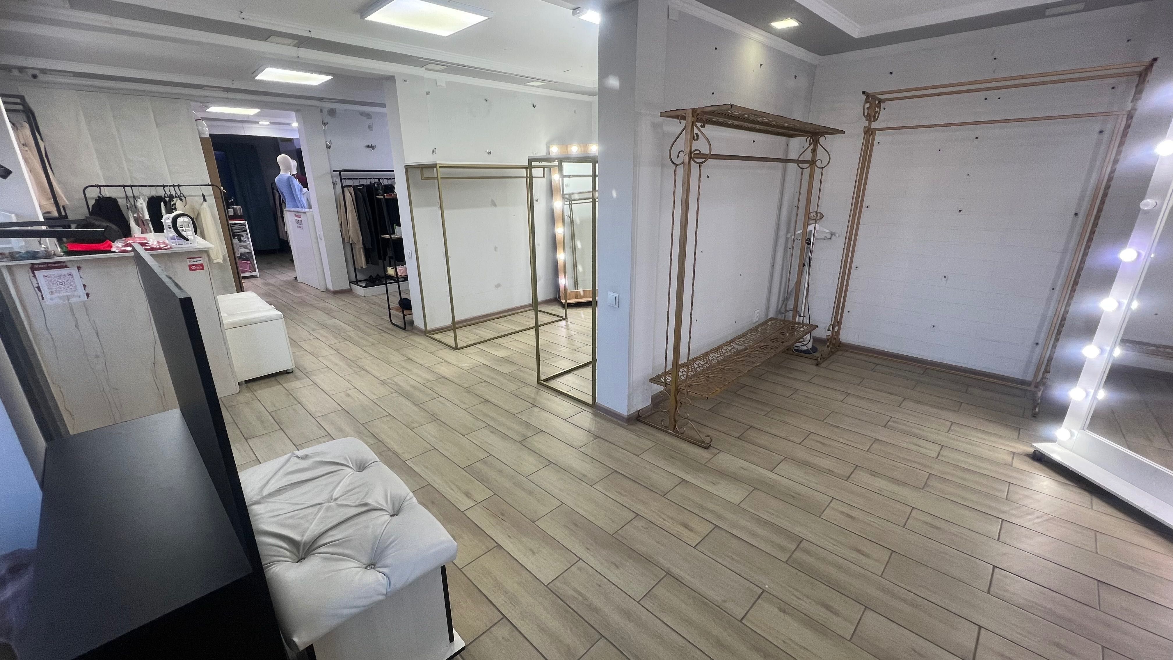 Кабинеты и торговые помещения в центре Жезказгана