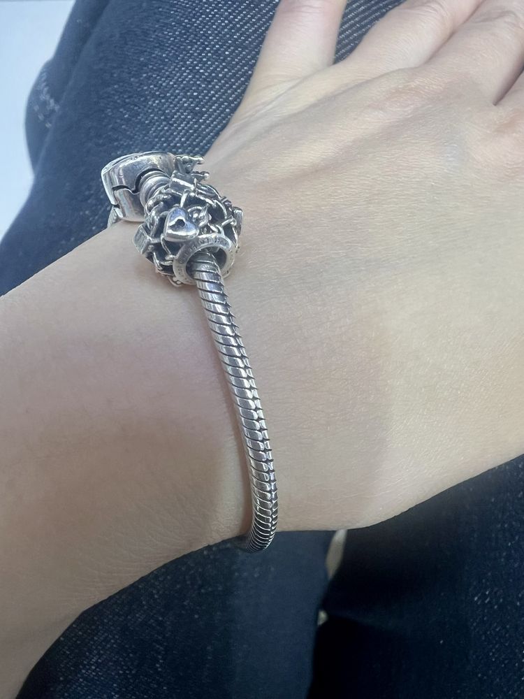Продам браслет серебро Pandora