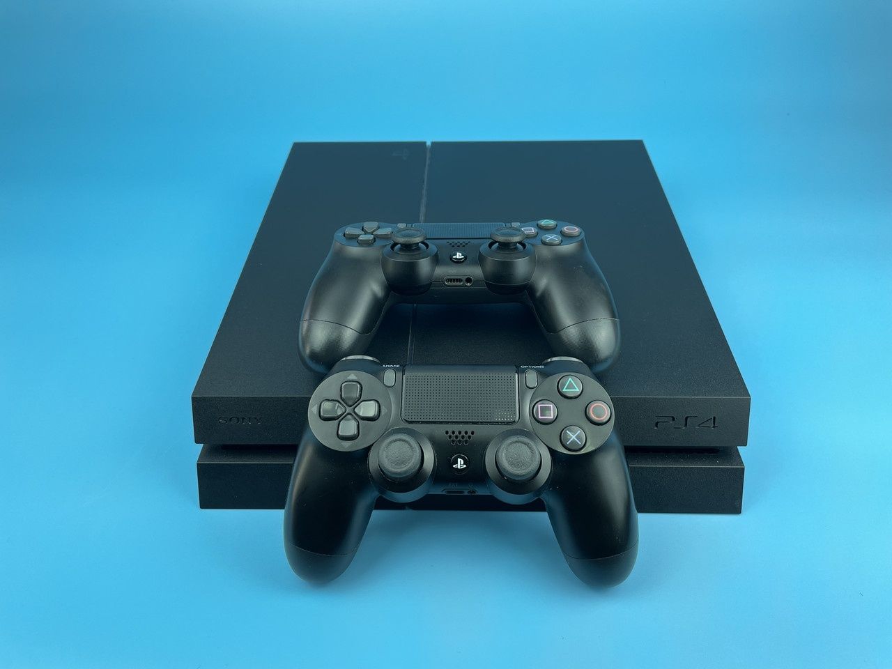 Ps 4fat 500gb + 2 диска
