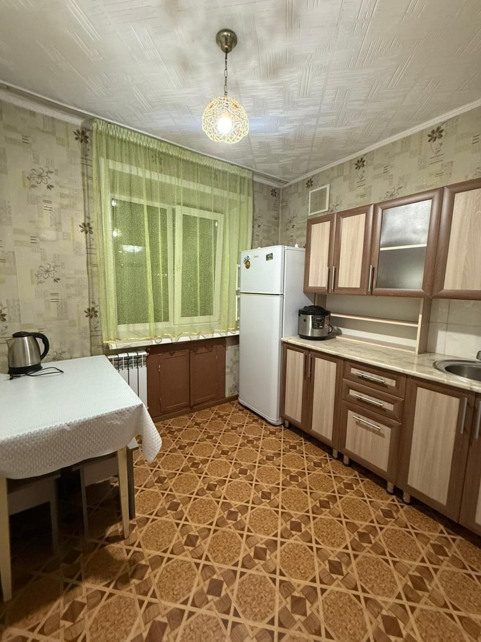Сдам квартиру на сутки 2ком В Центре