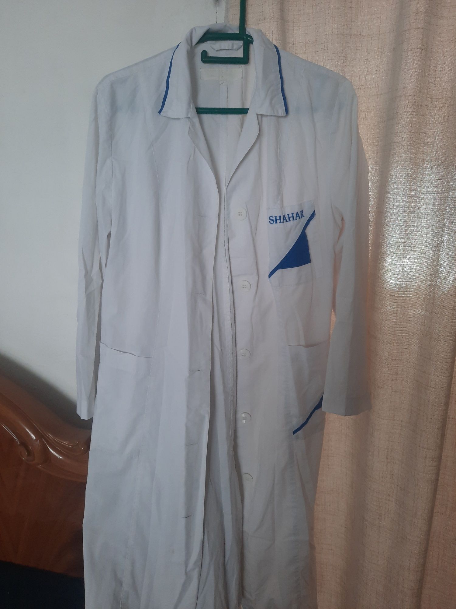 Продам медицинский халаты