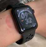 Apple Watch SE Space Gray Nike 40mm