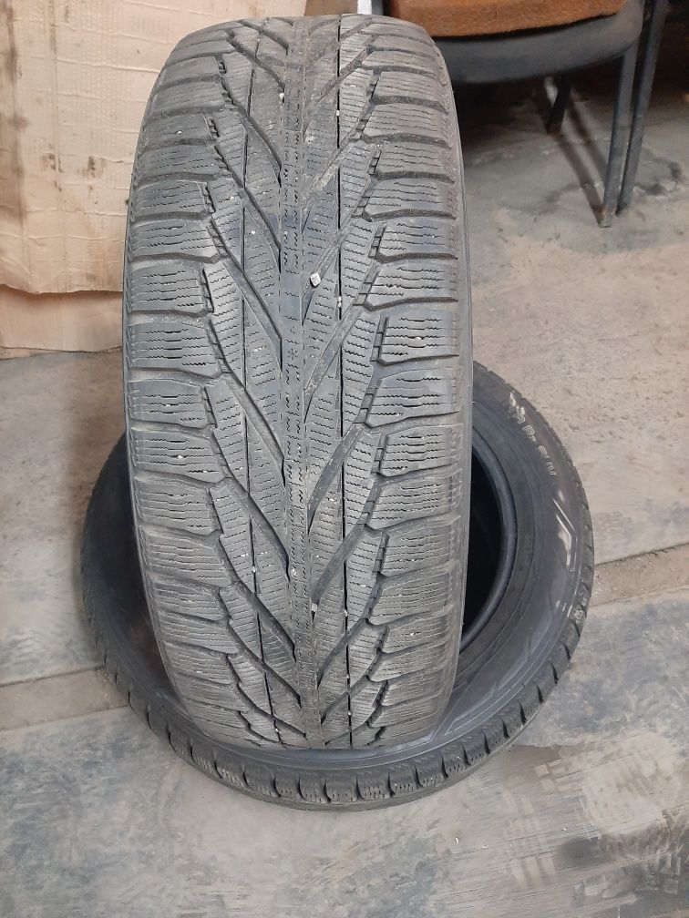 Продам резина 235/55/19