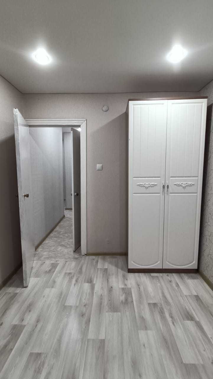 Продам 3к кв в кирпичном доме, не угловая Рабочий!!!